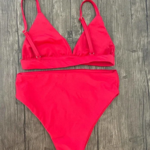 NWOT Oceanus Red Ursula Bikini Set - Picture 3 of 12